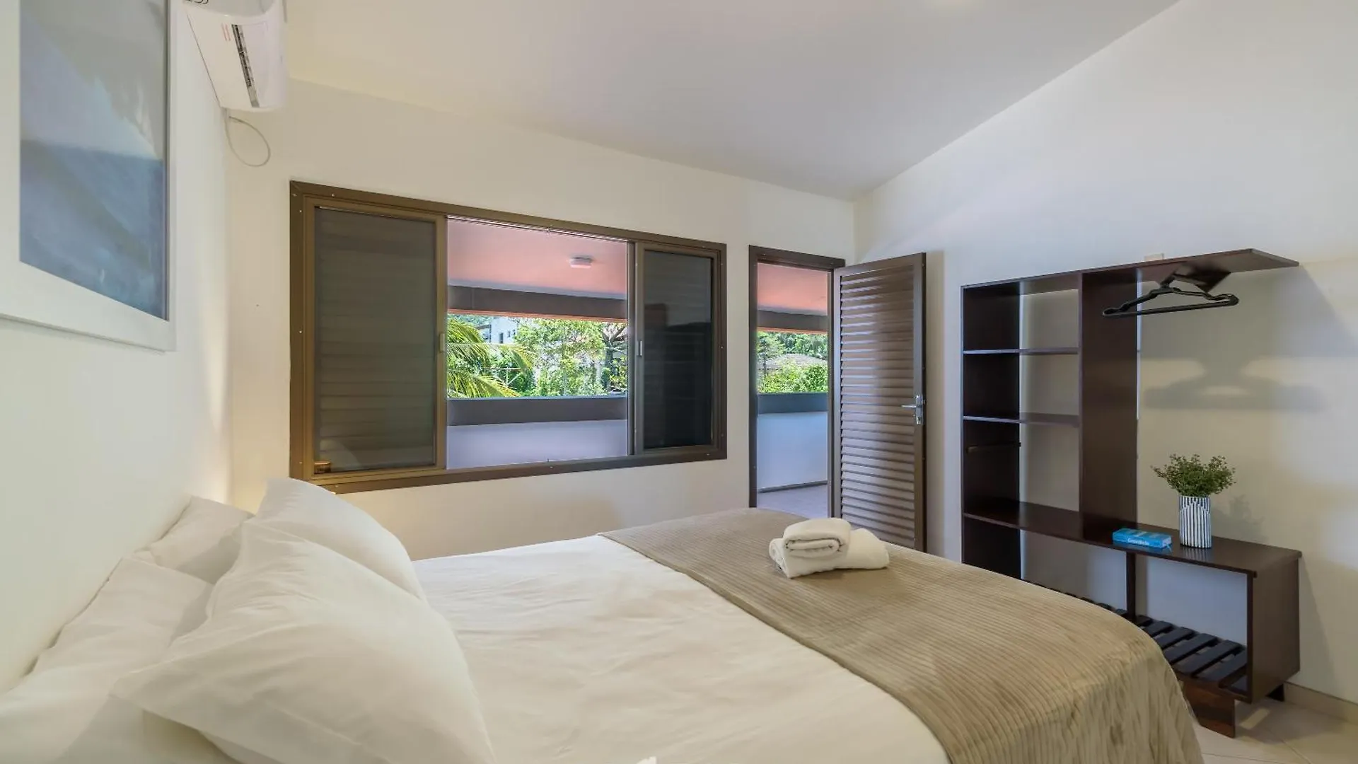 Casa 6Q Pe Na Areia Em Bombinhas Abm0101别墅 度假居