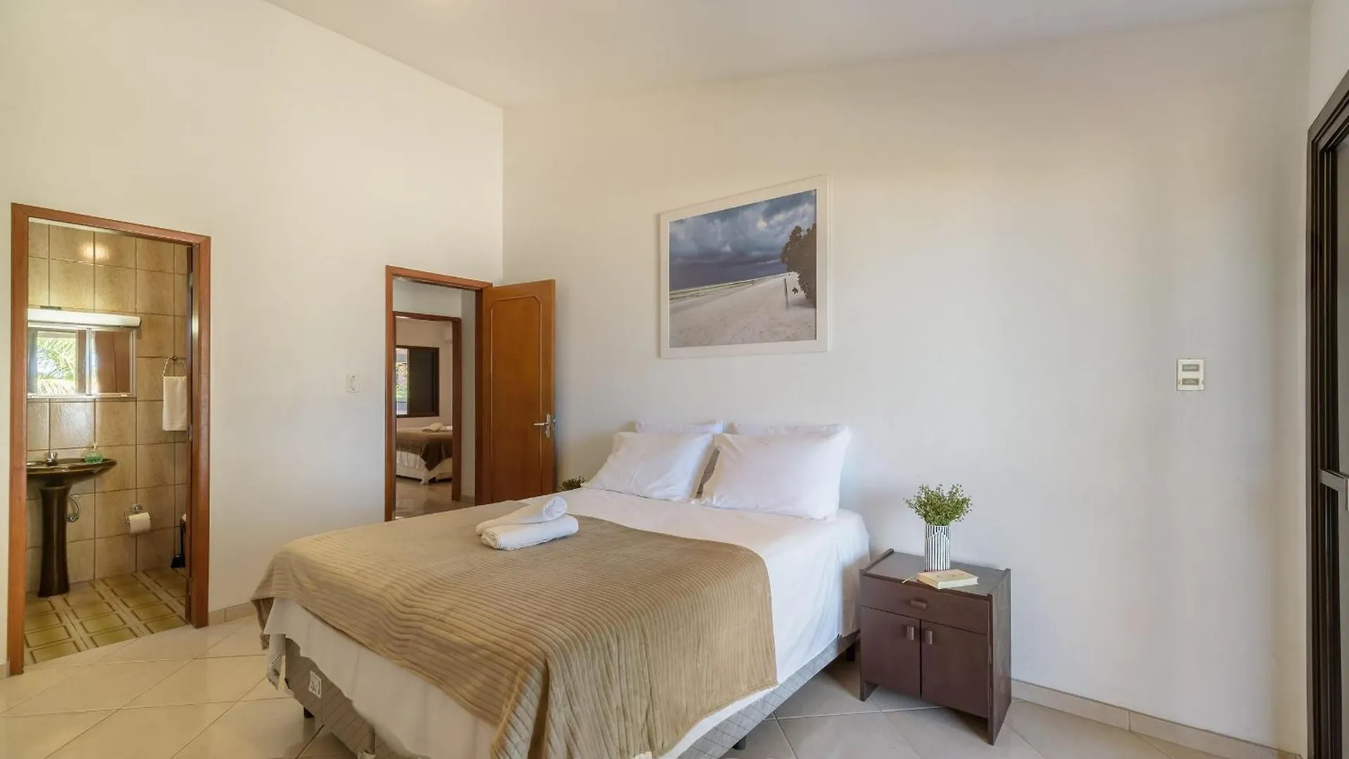 Casa 6Q Pe Na Areia Em Bombinhas Abm0101别墅 巴西